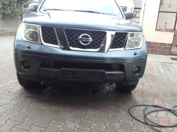 nissan navara d40 четверть передняя права