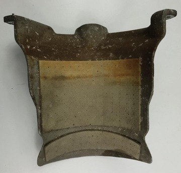 KRYT LESK AUDI A8 D3 6.0 W12 4E0501713C