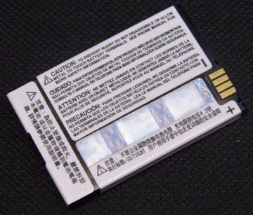 ОРИГИНАЛЬНЫЙ АККУМУЛЯТОР MOTOROLA SNN5743A C975 C980 E975 V975