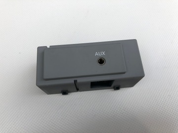 Przyłącze AUX 8V0035734 BC5 AUDI A3 8V