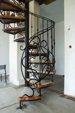 фото ориг. №5, Stairs curved spiral balustrady forged