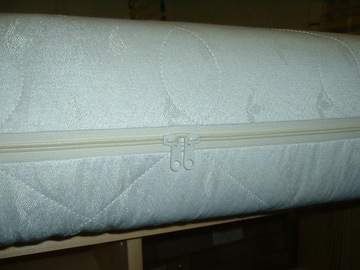 Наматрасник стеганый 140x200