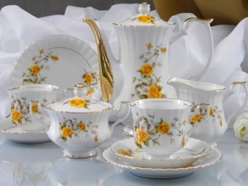 097 SERWIS KAWOWY 12/39 IWONA CHODZIEŻ PORCELANA