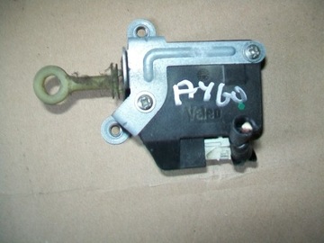 TOYOTA AYGO 05-11 CENTRÁLNÍ ZÁMEK KRYT