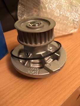 VKPC85409 ВОДЯНОЙ НАСОС SKF