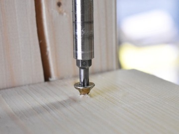 WKRĘTY CIESIELSKIE 4x70 TORX ŁEB STOŻKOWY OCYNK ZŁOTY 200sztuk