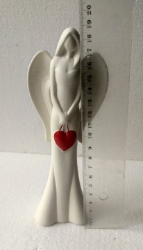FIGURKA ANIOŁ DEKORACJA BIAŁY SERCE OZDOBA