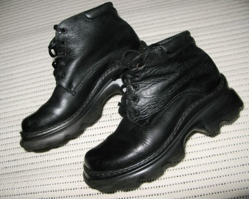 Czarne skórzane ocieplane buty zimowe 36 BADURA *
