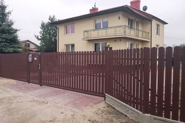 Furtka, brama przesuwna sztachetowa, montaż TREBOR