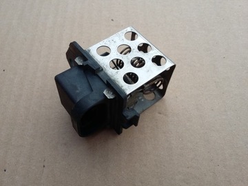 Opel Renault Rezystor Opornica 8200045082