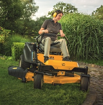 Садовый трактор Cub Cadet XZ5 L107 Zero Turn МОЩНАЯ самоходная газонокосилка