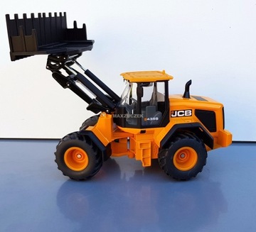 Фронтальный погрузчик SIKU 3663 JCB Agri 435S 1:32