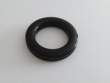 TAŚMA Z PRZELOTKAMI USZTYWNIAJĄCA SZTYWNIK 8cm