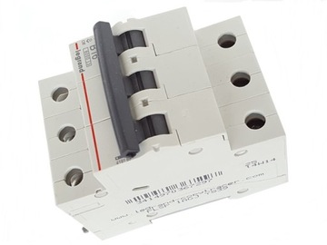 LEGRAND RX3 WYŁĄCZNIK NADPRĄDOWY 303 B16 3P 419169