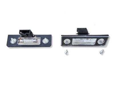 Skoda octavia 2 ii lift roomster лампа номерного знака фото №1