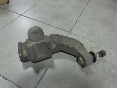 Кронштейн рессора правый перед scania 4 r 1354062 fv фото №1