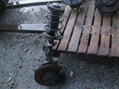 Toyota verso 2011 2,0 d4d macperson поворотный кулак фото №1