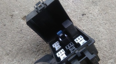 Suzuki ignis 1.3 b корпус предохранителей фото №1