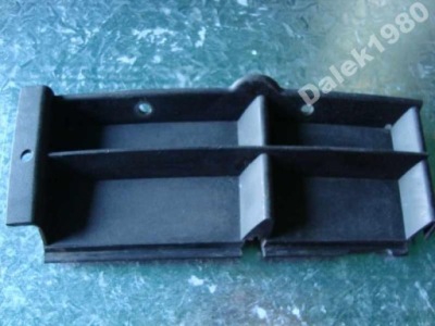 Bmw 5 e39 решётка заглушка решётка радиатора бампера правая фото №1