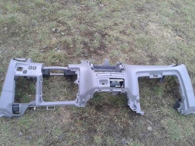 TOYOTA AVENSIS VERSO CONSOLE DASH PANEL - milautoparts-fr.ukrlive.com