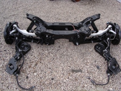 Oś задняя балка x-trail t32 2017r новый model !!! фото №1