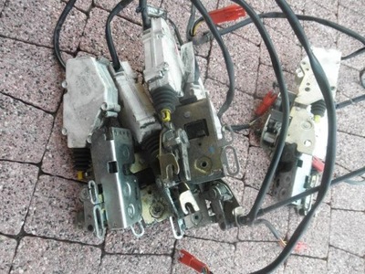 Замок дверь левый правый scania 4 i r фото №1