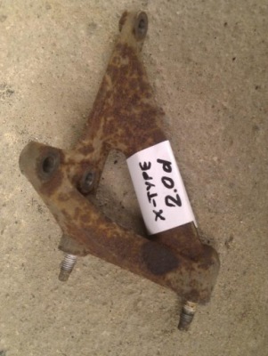 Кронштейн підпора піввісь jaguar x-type 2.0d дизель фото №1