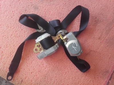 TOYOTA COROLLA VERSO BELTS PRZEDNE FRONT 04-08 - milautoparts-fr.ukrlive.com