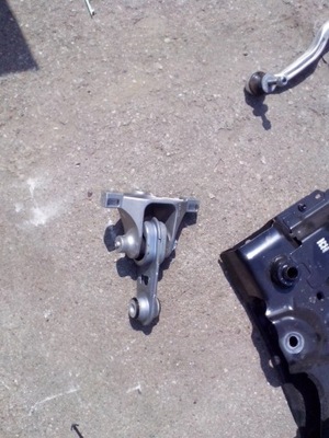 Кронштейн коробки renault espace v фото №1