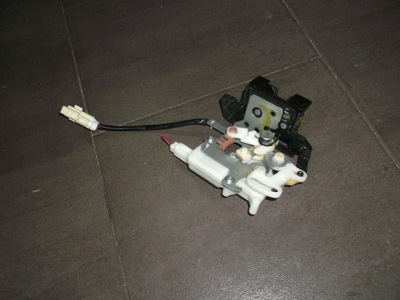 Замок кришки задня mazda 5 -доставка- фото №1