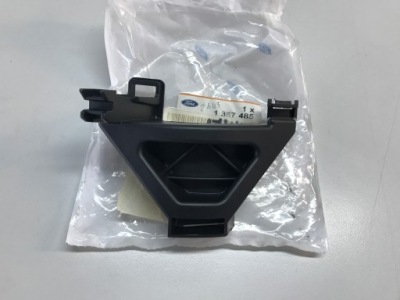 Ford focus mk2 lift напрямна бампера правий перед фото №1