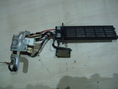 Обігрівач нагрівач електрична subaru outback 2.0 фото №1