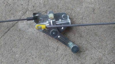 Mazda 5 05-10 ролик направляющая дверь правый задняя фото №1