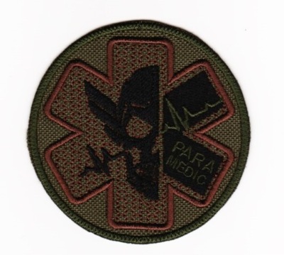 VAR Naszywka PARAMEDIC , CZASZKA , RATOWNIK oliv-b