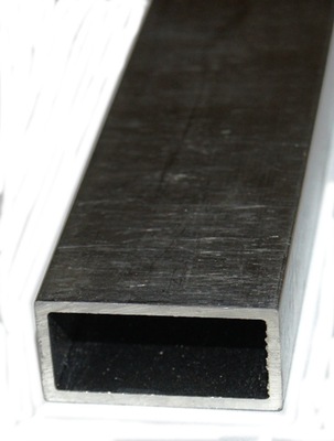 Profil zamknięty aluminiowy 20x40x2mm 2 metry