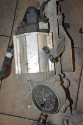 Alfa romeo giulietta двигун редуктор 0273010145 фото №1