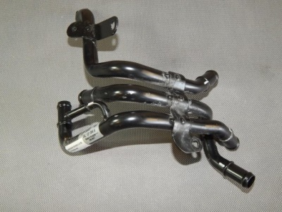 Audi a3 8v шланг воды 04l121064a фото №1