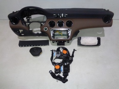 Mercedes-benz a-klasa w176 панель приладів подушки безпеки подушка безпеки фото №1