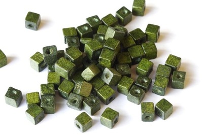 KALAIT Koraliki drewniane kostki 4x4mm 100szt -D45