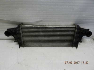 Mercedes r klasa a251 05- интеркулер a2515000000 фото №1