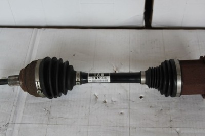 Привідний вал перед ліва vw passat cc 3aa407271a фото №1