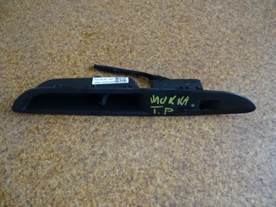 Opel mokka 14r переключатель стекло задняя правый фото №1