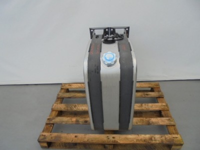 RENAULT MAGNUM PREMIUM DXI VOVLO FH FM TANK ADBLUE 20875848 - milautoparts-fr.ukrlive.com