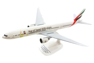 Model Boeing 777-300 Emirates Year of Zayed 1:200