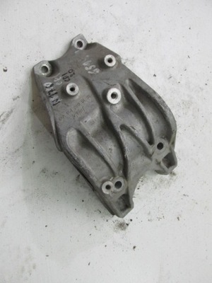 Опора полуось mercedes a-klasa w176 фото №1