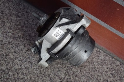 Подушка двигателя левая bmw 3 f30 f31 f34 6787663 фото №1