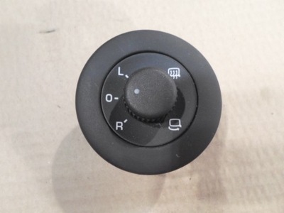 Vw scirocco панель дзеркал 1k8959565a фото №1