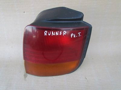 Mitsubishi space runner 95- лампа задня права задня фото №1