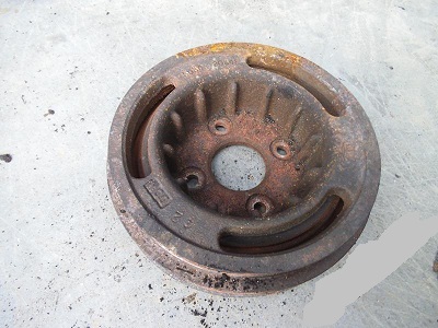 Voyager iii 2.5 crd шків колінчастого вала фото №1