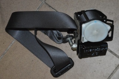 Pas лівий задня subaru impreza gh фото №1